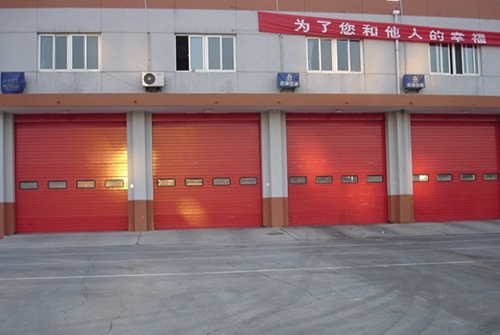 锦州港消防队门